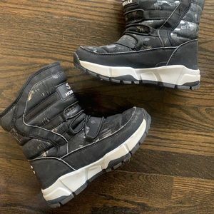 Boys’ Winter Boots Size 3